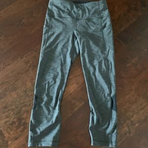 LULULEMON Pace Rival High-Rise Crop 22”